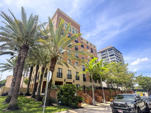 Biltmore Village Condo photo 3